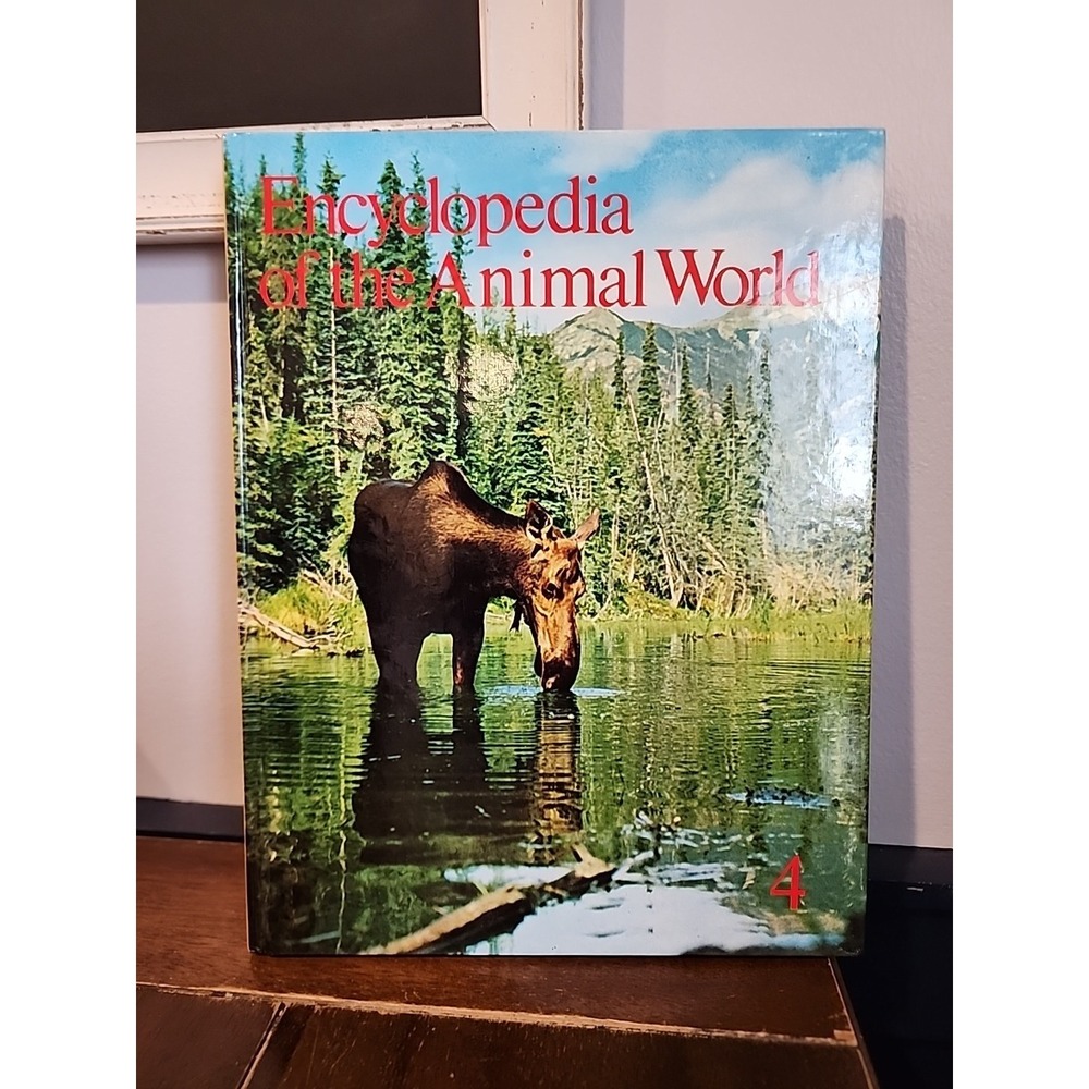 Encyclopedia of the Animal World Vol 4 Vtg 1972 Bumblebees - Chimpanzees